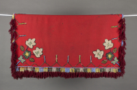 Yakama%20artist%2C%20%3Cb%3E%3Ci%3E%20%26%23218%3Btpaas%20%28Blanket%20Robe%29%3C%2Fi%3E%3C%2Fb%3E%2C%20ca.%201870%2C%20K%26%238217%3Bpit-lima%20%28beadwork%29%20and%20yarn%20on%20wool%20strouding%2C%20The%20Elizabeth%20Cole%20Butler%20Collection%2C%20no%20known%20copyright%20restrictions%2C%202012.126.6